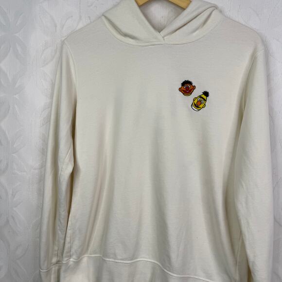 KAWS x Uniqlo x Sesame Street XX Sweatshirt Hoodie 2018 Size M - Picture 12 of 14